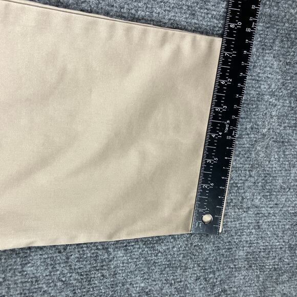 Lee Pants Women's 4 Short Khaki Wrinkle Free Straight Flat Front Casual Chino - Picture 2 of 10